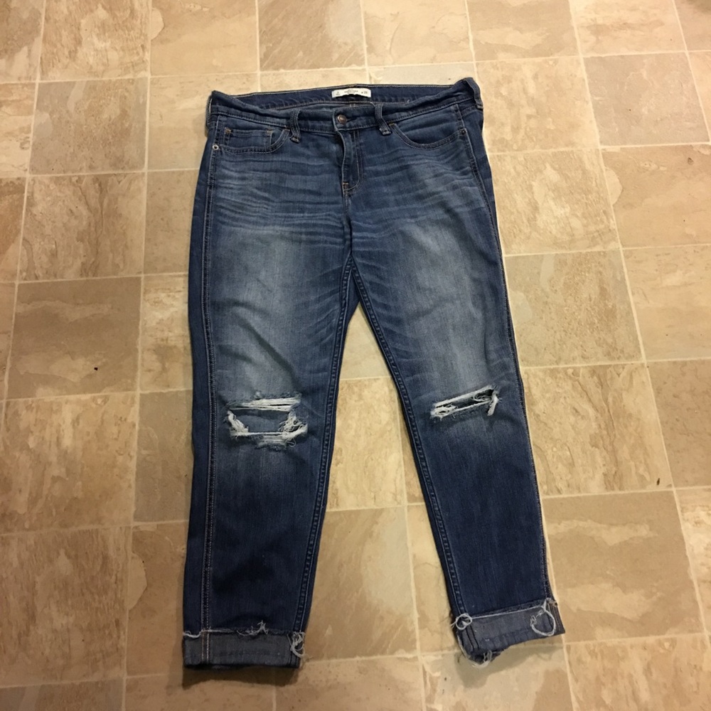 SALE straight leg distressed Jeans